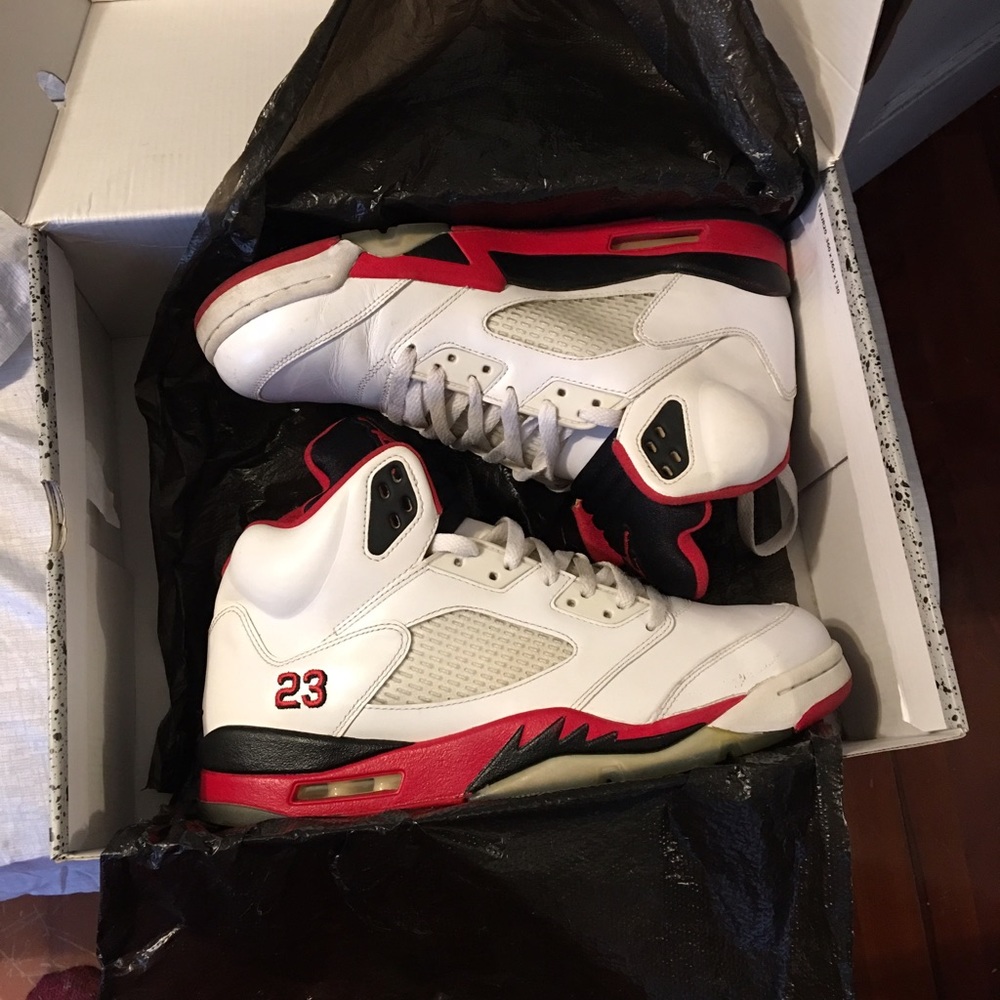 2013 fire red 5's
