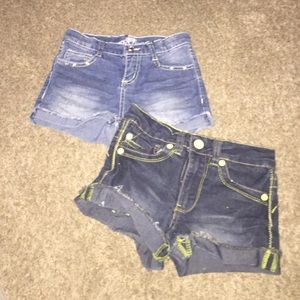 Bundle of 2 pairs of shorts