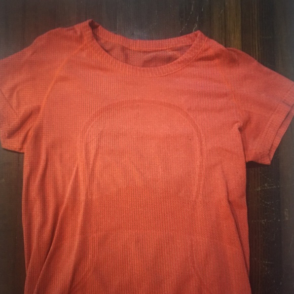 Lululemon top