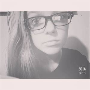 Meet your Posher, Alicia