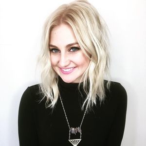 Meet your Posher, Kelly