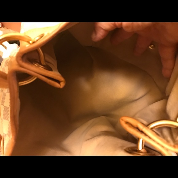 SOLD ON NOTHER SITE - Picture 2 of 4