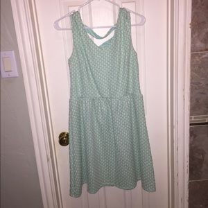 A mint green dress!