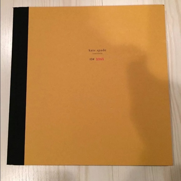 kate spade Contents