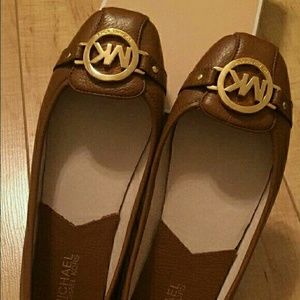 Michael Kors leather shoes, 8.5