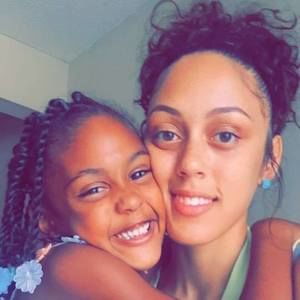 Meet your Posher, Ashlee