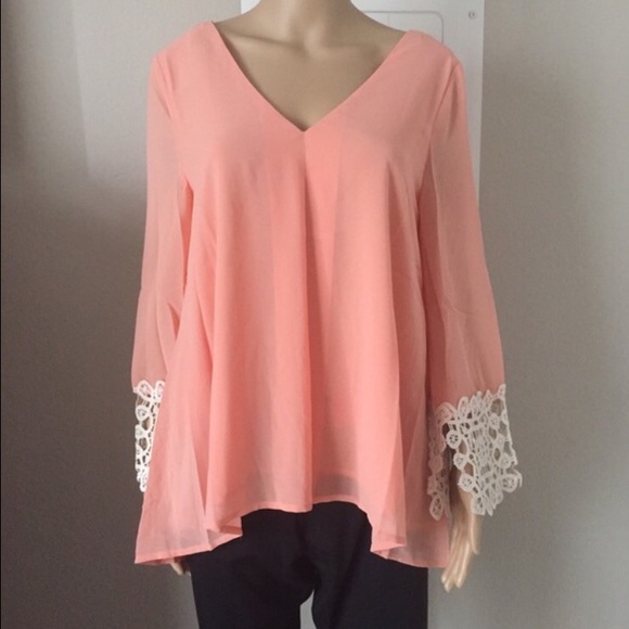 ๐ BAMBI* Coral & Cream Bell-Sleeved Boho Top - Picture 2 of 4