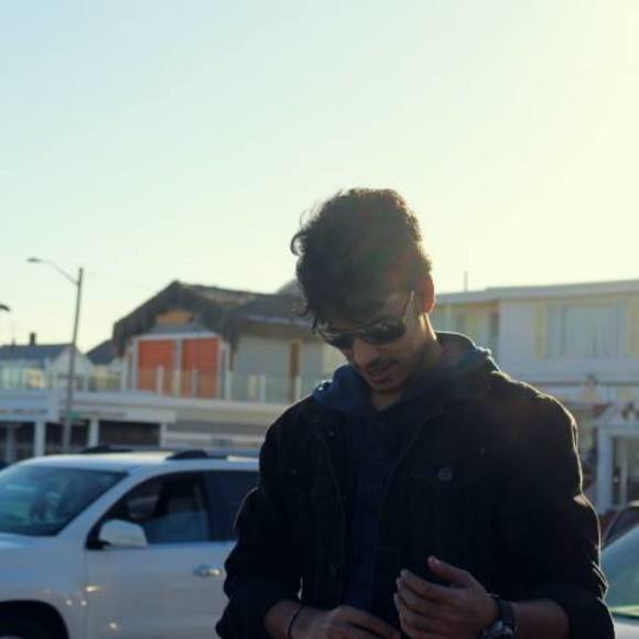 Meet your Posher, Amith