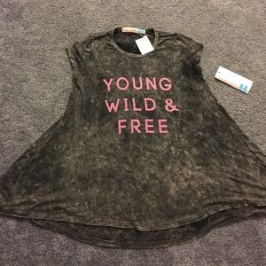 Girls graphic tshirt