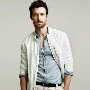 Meet your Posher, Pash