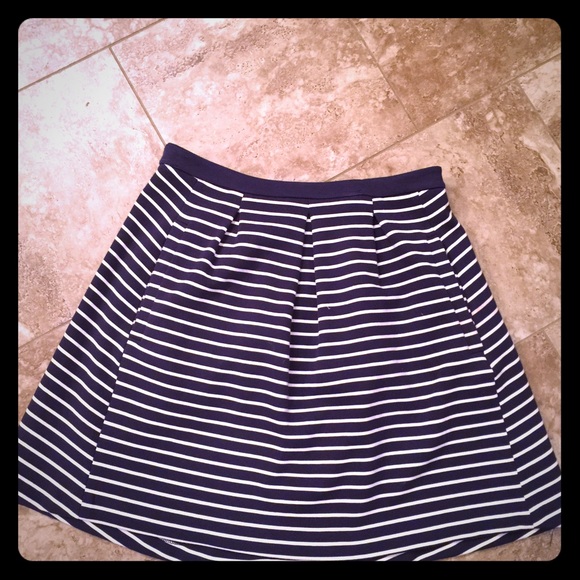 Boden Dresses & Skirts - Boden pique-knit skirt