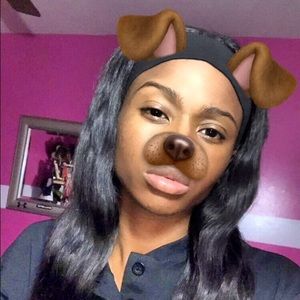 Meet your Posher, Andrea