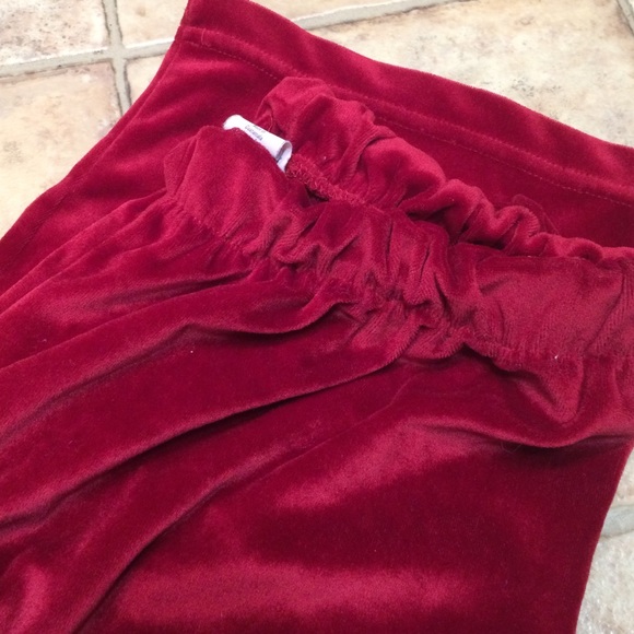 Red velour pajama set size small - Picture 2 of 4
