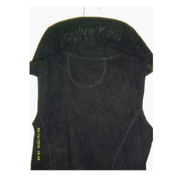 Calvin Klein Black Performance Vest - Picture 2 of 2