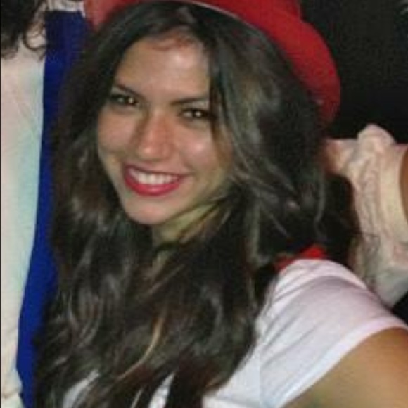 Meet your Posher, Jessica