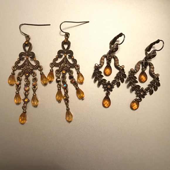 Jewelry - Orange gold colorful set of earrings