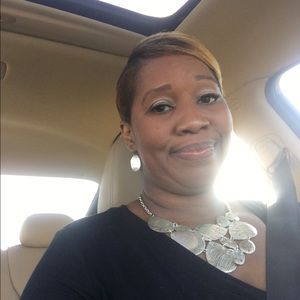 Meet your Posher, Chandrea