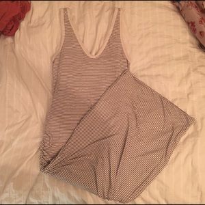 James Perse striped body con mid length dress!