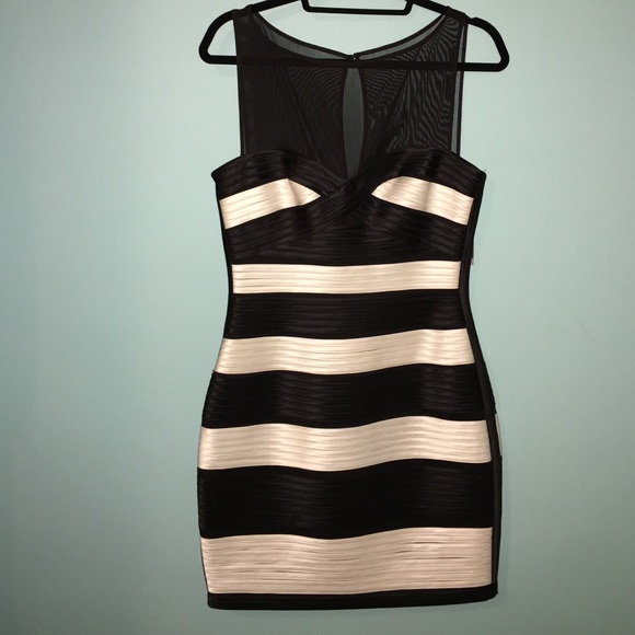 BCBGMaxAzria Dresses & Skirts - BCBG fitted dress