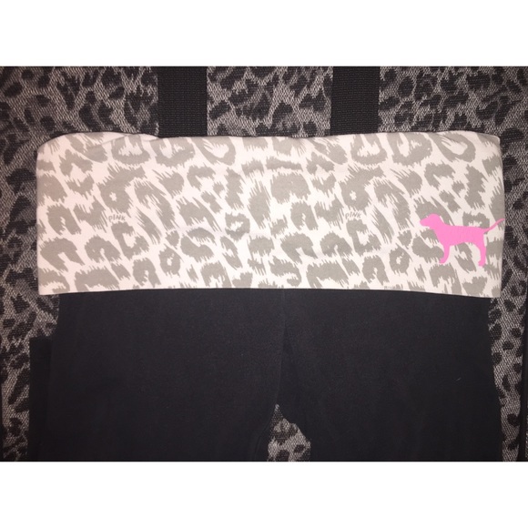 👄ORIGINAL VICTORIAS SECRET CROPPED YOGA PANGS👄