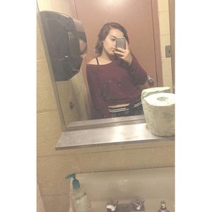 Meet your Posher, Alyssa