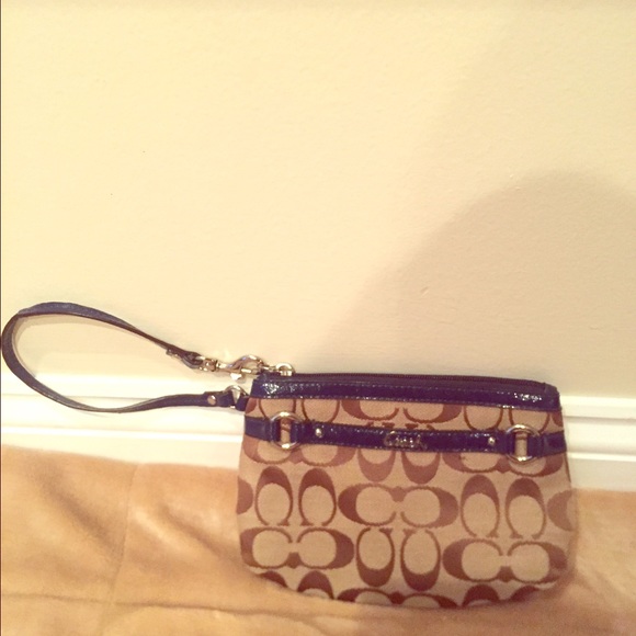Coach wristlet