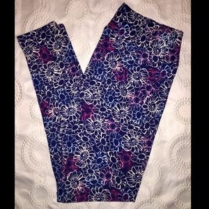 NEW Navy Floral Lularoe Leggings