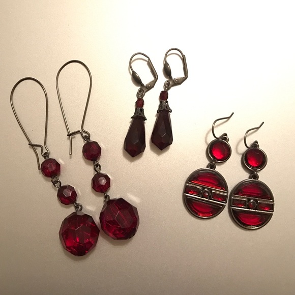 Red glass beads drop earrings
