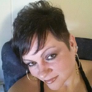 Meet your Posher, Delcina