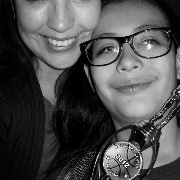 Meet your Posher, Cinthia