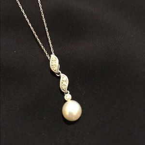 Pearl & diamond necklace