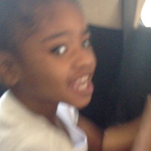 Meet your Posher, Ebby