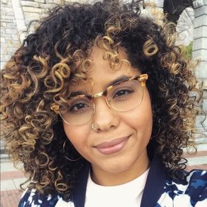 Meet your Posher, Ana