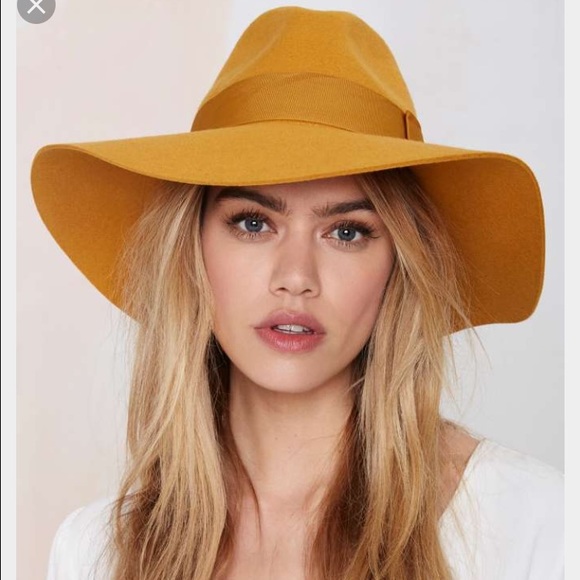 Brixton Piper wool hat in mustard