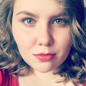 Meet your Posher, Alexandra