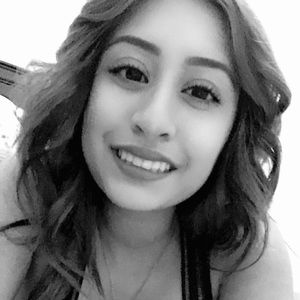 Meet your Posher, Dalia