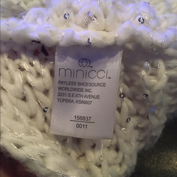 Beautiful White Sparkled Infinity Scarf - Picture 3 of 4