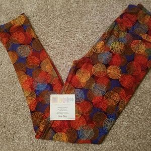 Lula Roe Buttery Soft Leggings