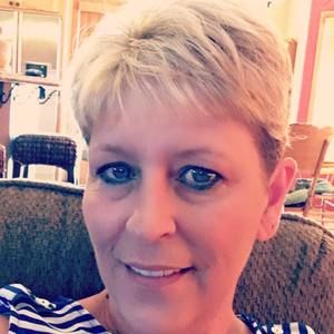 Meet your Posher, Thia