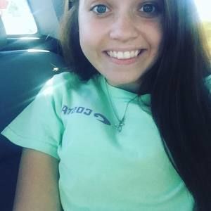 Meet your Posher, Alyssa