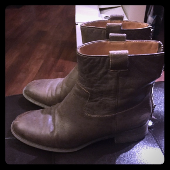 Nine West booties brown leather