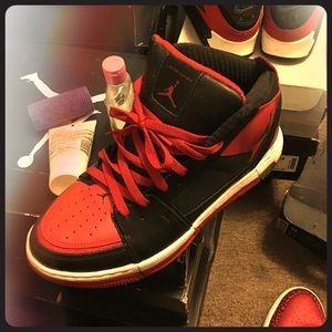 Jordan shoes almost new
