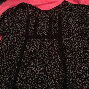 forever 21 flower top ❤️🎉 || willing to trade