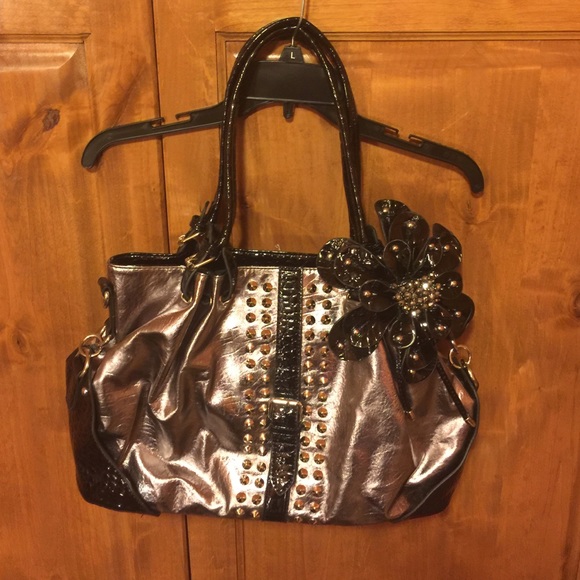Hand bag