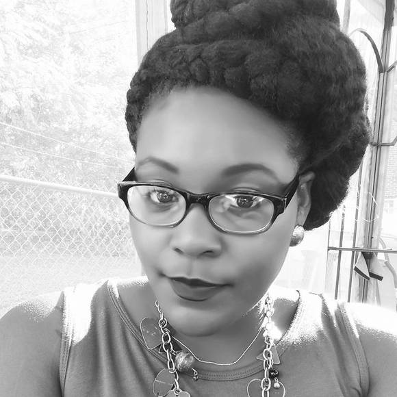 Meet your Posher, Candace - Picture 1 of 1