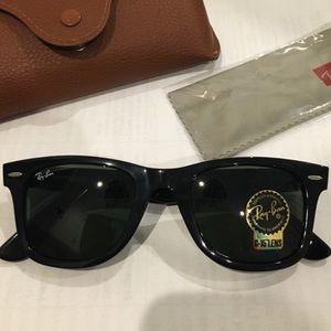 Ray-Band Wayfarer Woman's Sunglasses
