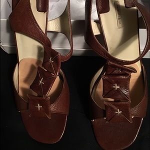 Max Studio brown leather open heels