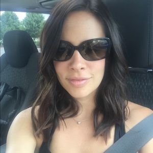 Meet your Posher, Corey