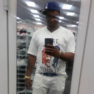 Meet your Posher, Howard