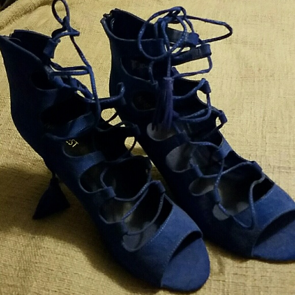 Nine West blue velvet lace up heels